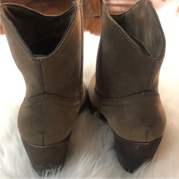 Rocket Dog Brown Booties - Picture 3 of 6